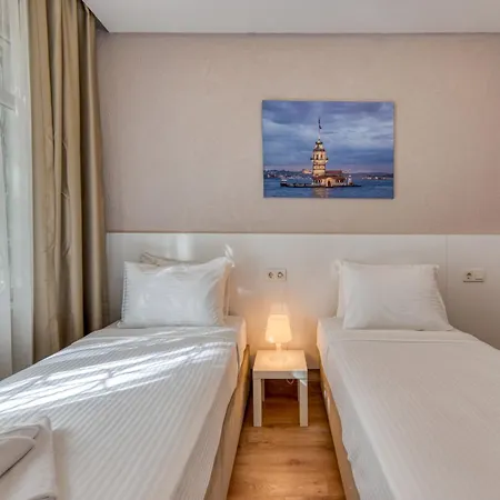 Port Κωνσταντινούπολη