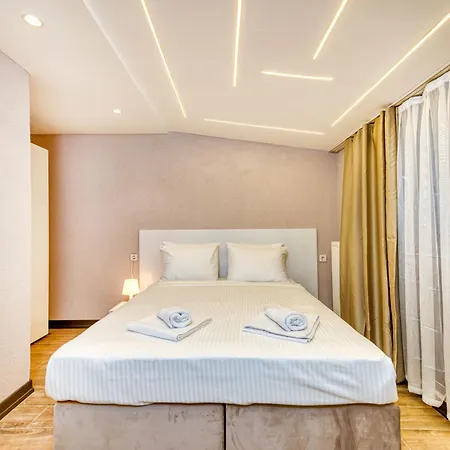 Port Apartment
