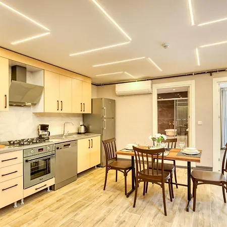 Port * 伊斯坦布尔