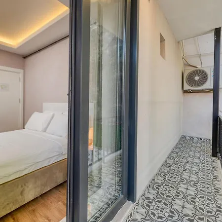 Port Apartment