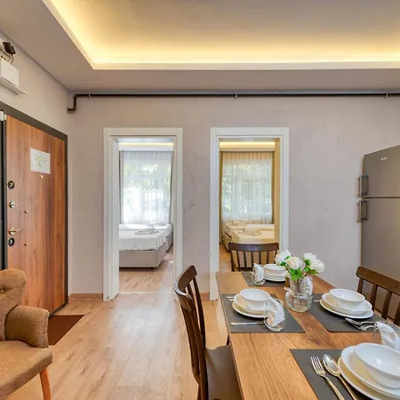 Port Apartment